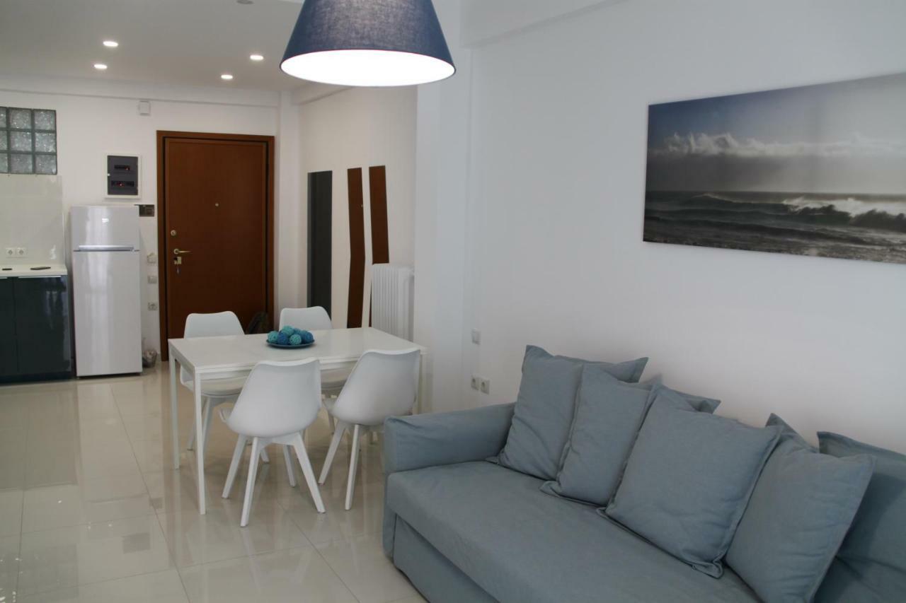 New Apartment Near Metro Larissis In The Centre Of Atenas Exterior foto